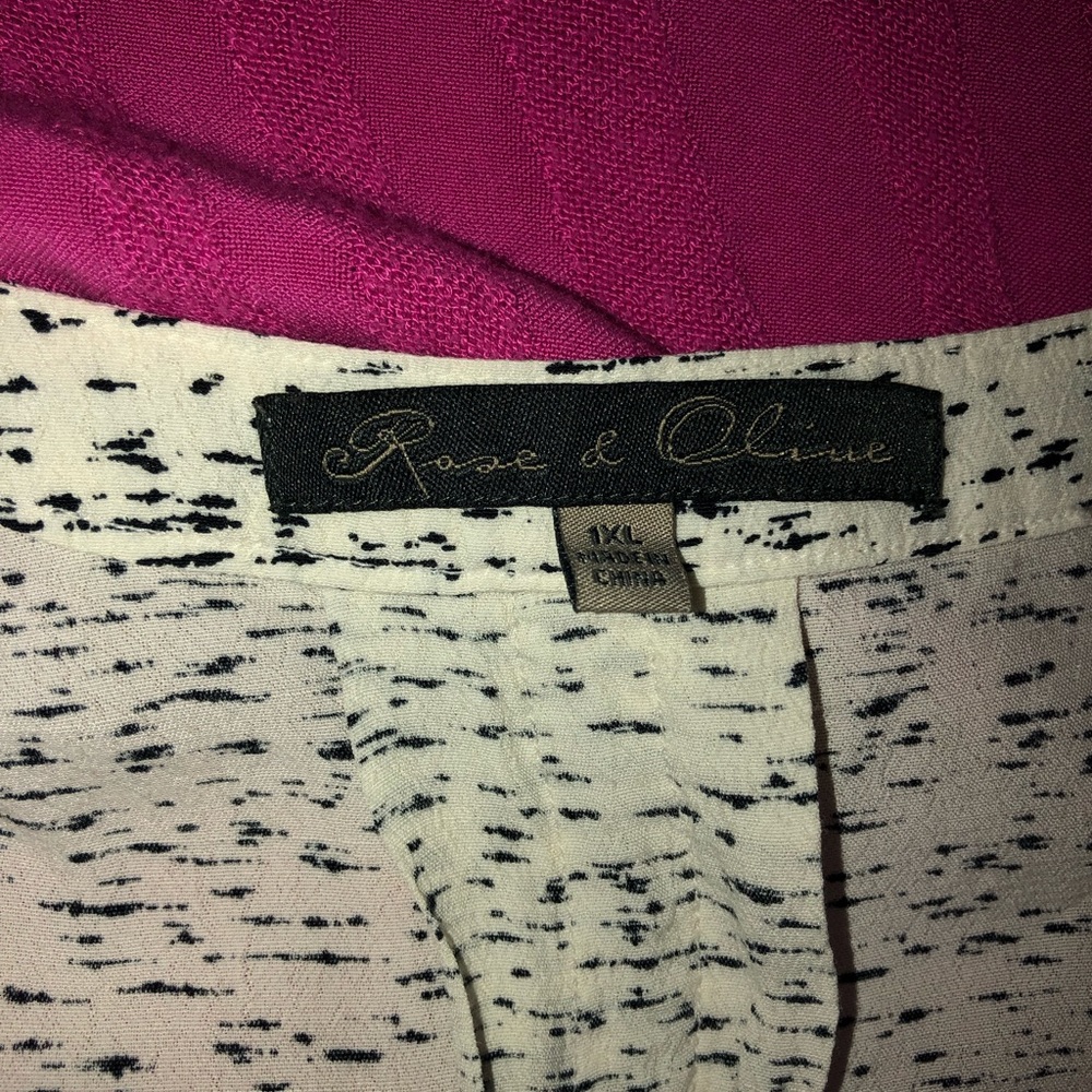 Blouse - Picture 2 of 2
